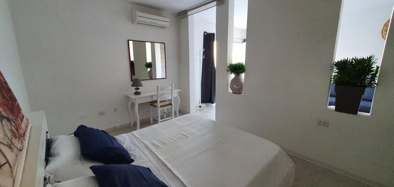 Sardinia Suites & Apartments -Casa-Loft A Pochi Passi Dal Centro- Santa Teresa Gallura Εξωτερικό φωτογραφία